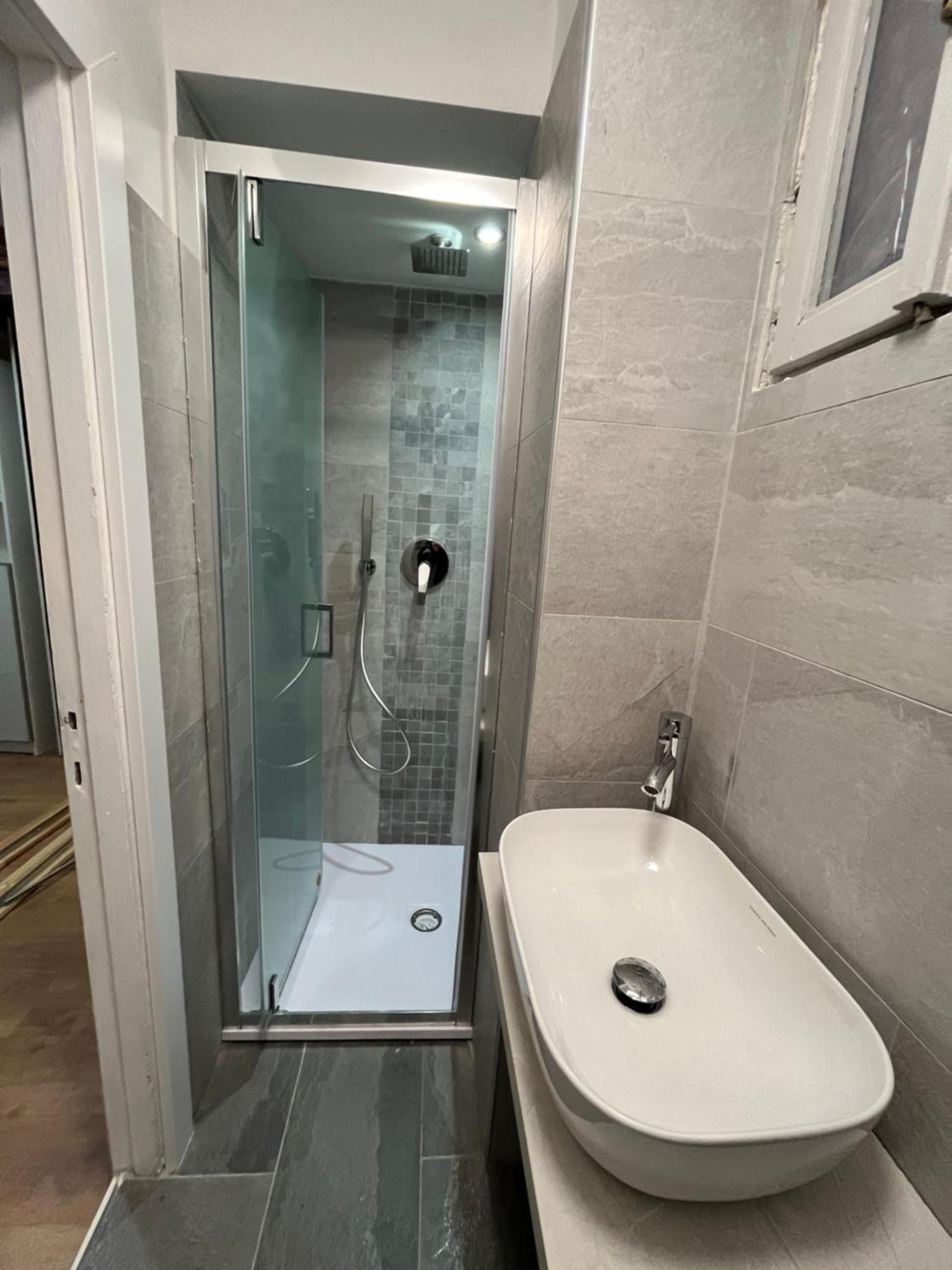 Studio Flat Ultimo Piano In Centro Рим Экстерьер фото